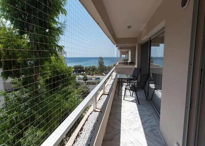 Sea View Apartment In Alimos Region